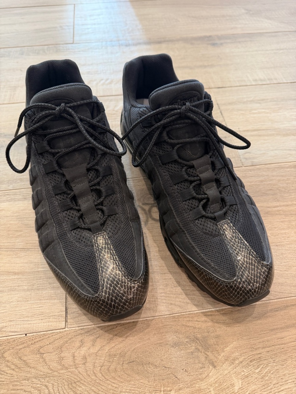 Nike AirMax Shoe Size 15 NikeID